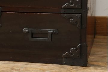 和製アンティーク　特注!!　上手物!!　総桐材　金具の立派な庄内背負い箪笥(庄内箪笥、小箪笥、行商箪笥、衣装箪笥、整理たんす、収納タンス、引き出し)(R-068198)