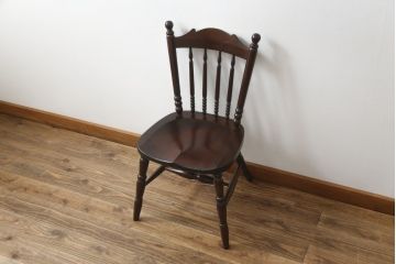 中古　松本民芸家具　16型スピンドルチェア　ゆったりと座れるダイニングチェア(板座チェア、椅子、イス)(R-068201)