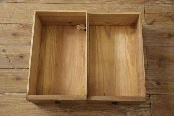 和製アンティーク　前面桐材　立派な金具が目を惹く二本松箪笥ローボード(ローチェスト、テレビ台、テレビボード、収納箪笥、和タンス、時代箪笥、引き出し)(R-068213)