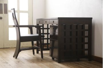 中古　美品!!　星野民芸(星野民藝)　落ち着いたシックな色合いが魅力のアームチェア(ワークチェア、ダイニングチェア、椅子、イス)(R-068218)