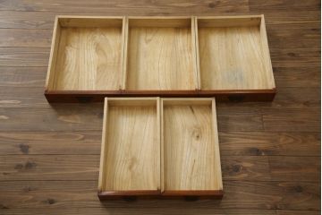 中古　最高級品　国産職人手造り　漆塗り　木目が美しい大振りで重厚な片袖机(座机、文机、ローテーブル、センターテーブル、作業台、ワークデスク、在宅用、在宅ワーク用)(R-068228)
