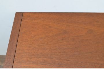 中古　DREXEL HERITAGE(ドレクセルヘリテイジ)　Triune(トライユン)　クラシカルなデザインがお洒落なテレビ台(ローボード、テレビボード、サイドキャビネット、リビングボード、収納棚、戸棚)(R-068230)
