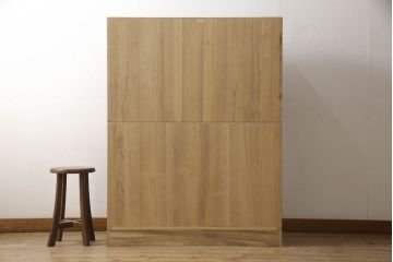中古　モダンデザイン　老舗　桐屋田中　直線的でシンプルなデザインが格好良い加茂総桐箪笥(チェスト、桐たんす、和タンス、衣装箪笥)