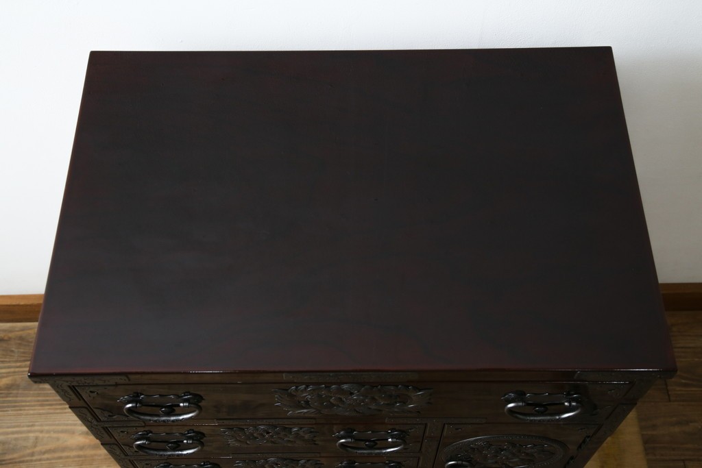 中古　超美品!!　岩谷堂箪笥　木地呂塗り　丁寧な造りの手打ち金具が目を惹く栗駒8号車タンス　定価約160万円　(R-068238)