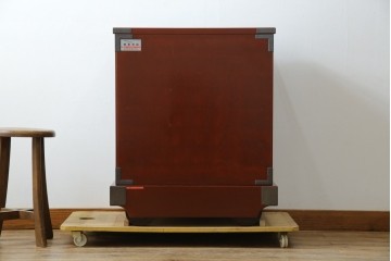 中古　超美品!!　岩谷堂箪笥　木地呂塗り　丁寧な造りの手打ち金具が目を惹く栗駒8号車タンス　定価約160万円　(R-068238)