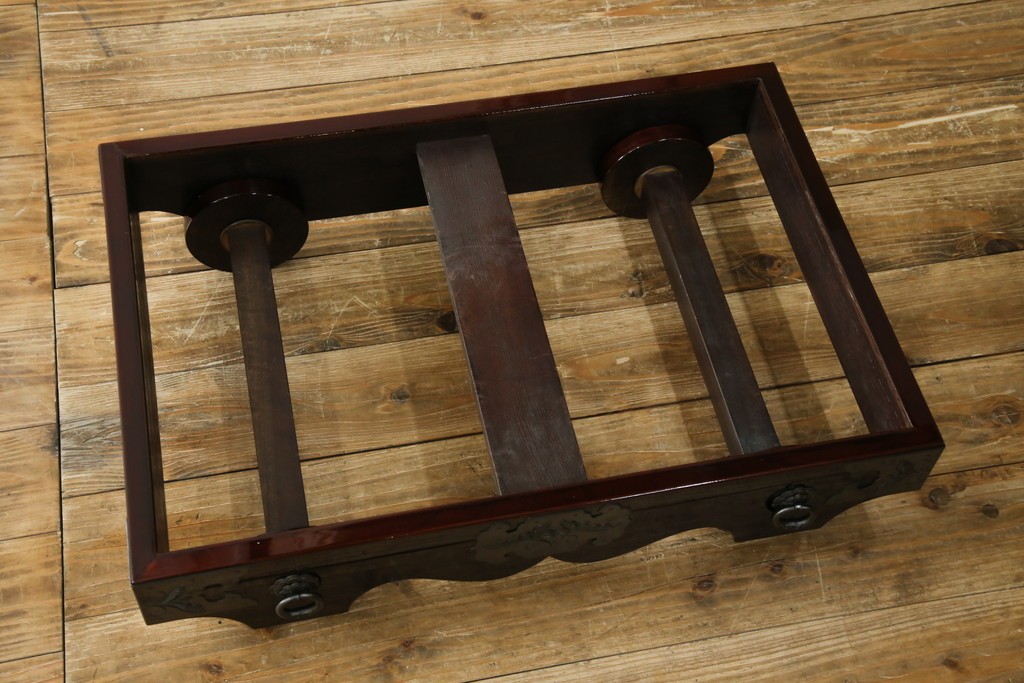 中古　超美品!!　岩谷堂箪笥　木地呂塗り　丁寧な造りの手打ち金具が目を惹く栗駒8号車タンス　定価約160万円　(R-068238)