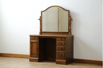 中古　美品　三越家具(現カントリーハウス)　Brugge(ブルージュ)　オーク材　クラシカルな雰囲気漂うドレッサー(鏡台、ミラー)(R-068239)