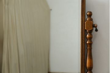 中古　美品　三越家具(現カントリーハウス)　Brugge(ブルージュ)　オーク材　クラシカルな雰囲気漂うドレッサー(鏡台、ミラー)(R-068239)