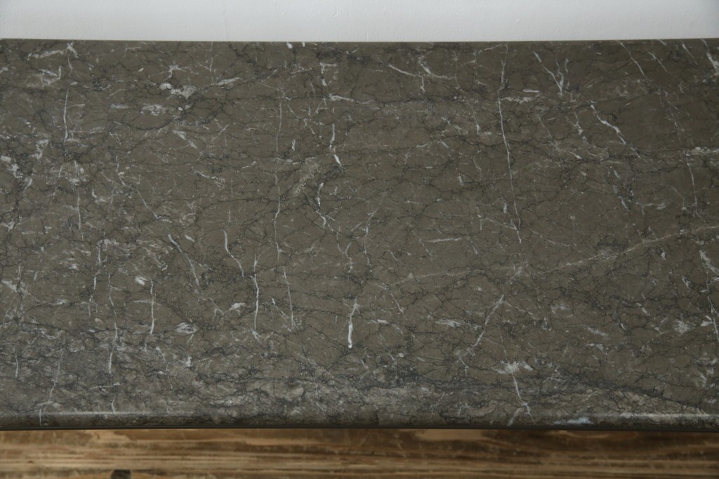 中古　美品!!　arflex(アルフレックス)　ERA(living table)　エラ　リビングテーブル　C.O.D.(シー・オー・ディー)デザイン　大理石の天板とスタイリッシュなシルエットが美しいテーブル　定価約31万円　(R-068242)