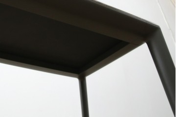 中古　美品!!　arflex(アルフレックス)　ERA(living table)　エラ　リビングテーブル　C.O.D.(シー・オー・ディー)デザイン　大理石の天板とスタイリッシュなシルエットが美しいテーブル　定価約31万円　(R-068242)