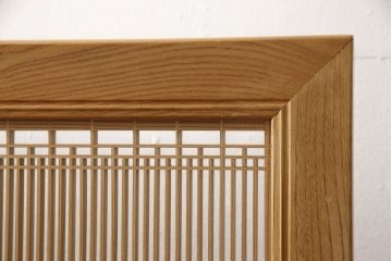 和製ビンテージ　上手物　指物　枠欅(ケヤキ)材　腰板タモ材黒柿縁　片面クリアガラス　上質な空間を演出するこった造りの組子入り衝立て(パーテーション、間仕切り、ヴィンテージ)(R-068246)