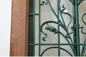 海外アンティーク　オーク材　特大!!繊細なデザインのアイアンフェンス入り　背の高いドア1枚(建具、木製扉)(R-068250)