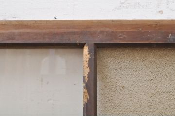 アンティーク建具　経年を感じさせる古い木味のガラス窓2枚セット(引き戸、ガラス戸)(R-068265)