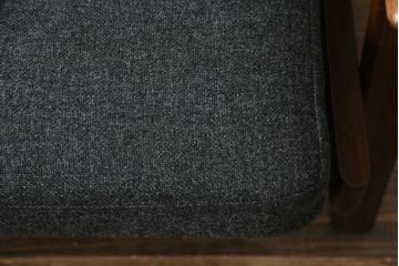 北欧家具　デンマークビンテージ　GETAMA(ゲタマ)　Hans J Wegner(ハンス・J・ウェグナー)　GE290　くつろぎの空間を演出するアーム付き3人掛けソファ(3P、三人掛け、アームソファ、トリプルソファ、3シーター、北欧、ヴィンテージ)(R-068269)
