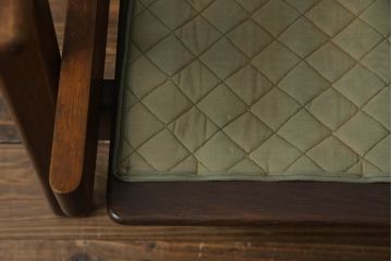北欧家具　デンマークビンテージ　GETAMA(ゲタマ)　Hans J Wegner(ハンス・J・ウェグナー)　GE290　くつろぎの空間を演出するアーム付き3人掛けソファ(3P、三人掛け、アームソファ、トリプルソファ、3シーター、北欧、ヴィンテージ)(R-068269)