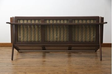 北欧家具　デンマークビンテージ　GETAMA(ゲタマ)　Hans J Wegner(ハンス・J・ウェグナー)　GE290　くつろぎの空間を演出するアーム付き3人掛けソファ(3P、三人掛け、アームソファ、トリプルソファ、3シーター、北欧、ヴィンテージ)(R-068269)