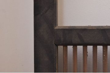 アンティーク建具　上手物!!和モダンなお部屋作りにおすすめな丸く面取りされた縦桟の格子戸4枚セット(引き戸、ガラス帯戸)(R-068275)