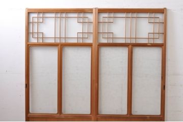 アンティーク建具　レトロなお部屋作りにおすすめな組子入りガラス戸2枚セット(引き戸)(R-068278)