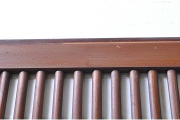 アンティーク建具　上手物!! 高級品 腰板欅(ケヤキ)材 丸面取り縦格子の幅狭格子戸4枚セット(引き戸)(R-068280)