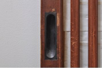 アンティーク建具　上手物!! 高級品 腰板欅(ケヤキ)材 丸面取り縦格子の幅狭格子戸4枚セット(引き戸)(R-068280)