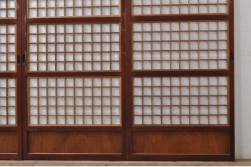 アンティーク建具　上手物!! 高級品 腰板欅(ケヤキ)材 丸面取り縦格子の幅狭格子戸4枚セット(引き戸)(R-068280)