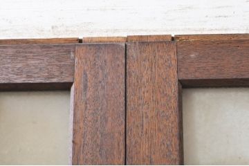アンティーク建具　どこか懐かしい雰囲気を醸し出す升目(マス目)格子ガラス戸2枚セット(きつね格子、狐格子、引き戸、格子戸)(R-068287)