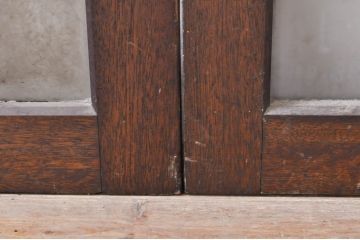 アンティーク建具　どこか懐かしい雰囲気を醸し出す升目(マス目)格子ガラス戸2枚セット(きつね格子、狐格子、引き戸、格子戸)(R-068287)