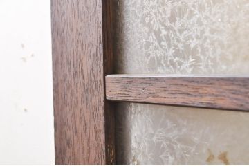 アンティーク建具　どこか懐かしい雰囲気を醸し出す升目(マス目)格子ガラス戸2枚セット(きつね格子、狐格子、引き戸、格子戸)(R-068287)