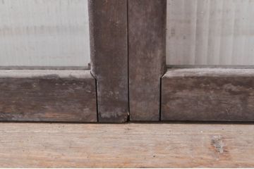 アンティーク建具　インテリアに取り入れやすいシンプルデザインのモールガラス窓2枚セット(引き戸、ガラス戸)(R-068289)