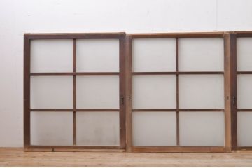 アンティーク建具　経年を感じさせる古い木味が魅力のガラス窓3枚セット(引き戸、ガラス戸)(R-068293)