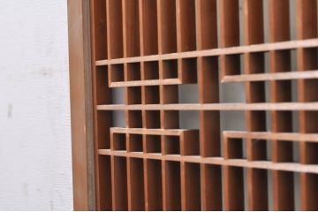 アンティーク建具　片面ガラス　上品な透かし彫り入りの書院戸4枚セット(引き戸、ガラス戸、窓)(R-068294)