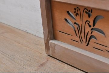アンティーク建具　片面ガラス　上品な透かし彫り入りの書院戸4枚セット(引き戸、ガラス戸、窓)(R-068294)