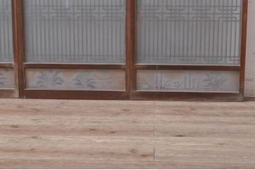 アンティーク建具　片面ガラス　上品な透かし彫り入りの書院戸4枚セット(引き戸、ガラス戸、窓)(R-068294)