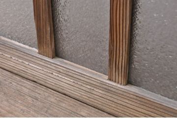 アンティーク建具　レトロな雰囲気を醸し出す小さなガラス窓2枚セット(引き戸、ガラス戸)(R-068296)
