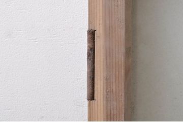 アンティーク建具　どこか懐かしい雰囲気を醸し出す素朴なガラス窓1枚(木製扉)(R-068297)