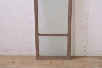 アンティーク建具　どこか懐かしい雰囲気を醸し出す素朴なガラス窓1枚(木製扉)(R-068297)