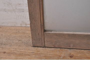 アンティーク建具　どこか懐かしい雰囲気を醸し出す素朴なガラス窓1枚(木製扉)(R-068297)
