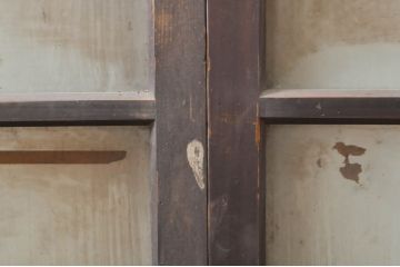 アンティーク建具　インテリアに取り入れやすいシンプルなデザインのガラス窓4枚セット(引き戸、ガラス戸)(R-068298)