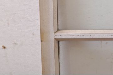 アンティーク建具　ペイント仕上げ限定　インテリアに取り入れやすいシンプルなデザインのペイントガラス窓2枚セット(引き戸、ガラス戸)(R-068299)