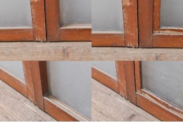 アンティーク建具　希少　レトロな雰囲気漂う小窓付きのガラス窓2枚セット(引き戸、ガラス戸)(R-068303)