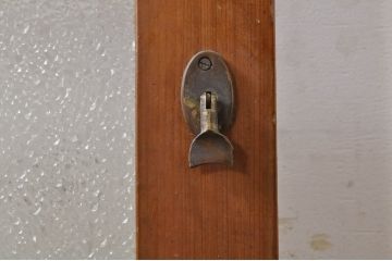 アンティーク建具　大正ロマン　腰抜欅(ケヤキ)材　ノスタルジックな雰囲気漂う幅広ガラス戸1枚(引き戸)(R-068315)