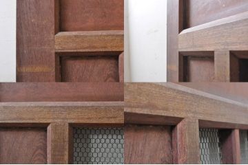 アンティーク建具　総欅(ケヤキ)材　鏡板1枚板　重厚感のある佇まいが魅力の升目(マス目)格子蔵戸1枚(きつね格子、狐格子、格子戸、玄関戸、引き戸)(R-068317)