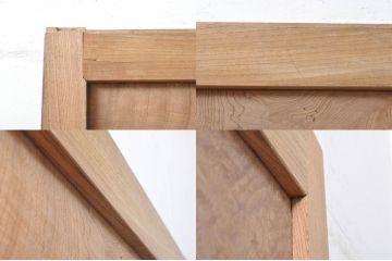 アンティーク建具　総欅(ケヤキ)材　鏡板1枚板　重厚感のある佇まいが魅力の升目(マス目)格子蔵戸1枚(きつね格子、狐格子、格子戸、玄関戸、引き戸)(R-068317)