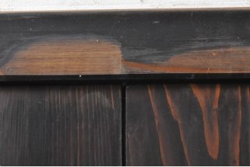 アンティーク建具　シックな空間作りにおすすめな帯戸2枚セット(引き戸、板戸)(R-068320)