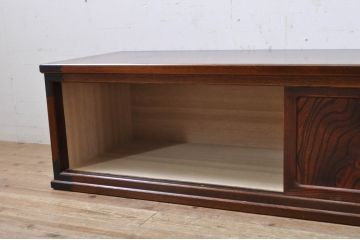 中古　志太民芸家具　脚または台輪を付けてリメイク　美しい杢目が上質な和の雰囲気を演出するローボード(サイドボード、和箪笥、収納箪笥、整理タンス、テレビ台、テレビボード)(R-068333)