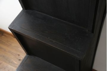和製アンティーク　激レアサイズ　江戸期　時代を経た趣あふれる佇まいが魅力の幅狭で奥行の浅い階段箪笥(階段タンス、収納たんす、和箪笥、時代箪笥、引き出し)(R-068337)
