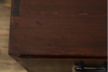 和製アンティーク　時代の流れを感じる風合いが魅力的な時代箪笥ローボード　(R-068344)