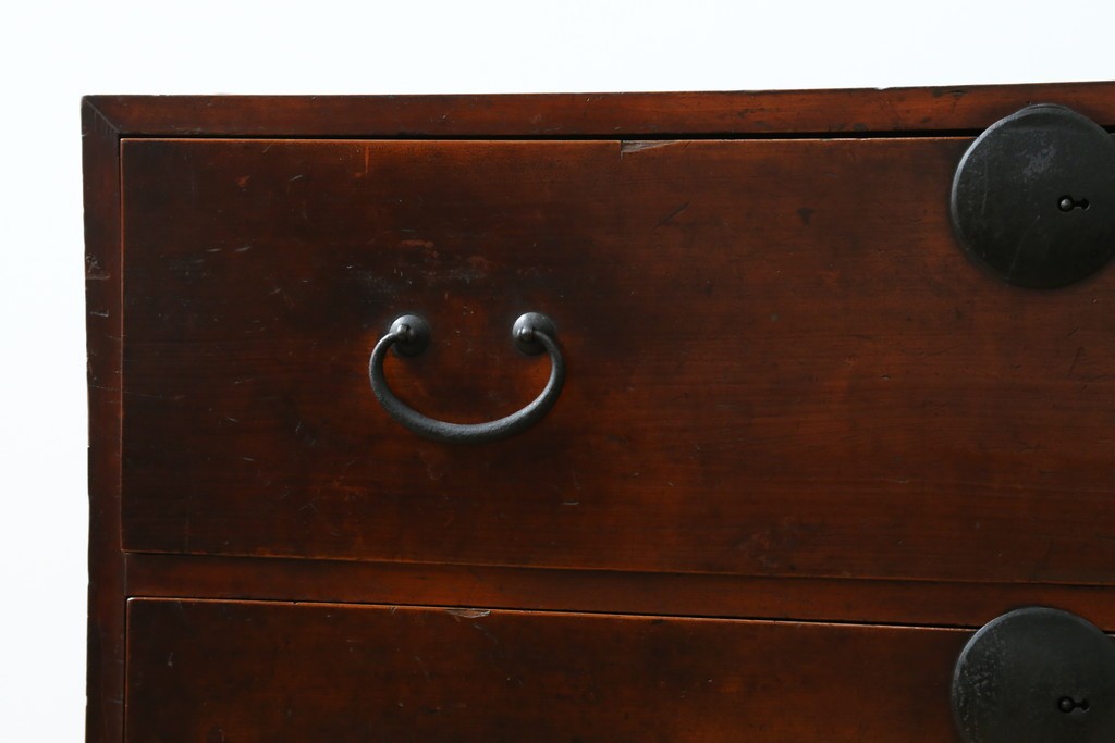 和製アンティーク　時代の流れを感じる風合いが魅力的な時代箪笥ローボード　(R-068344)