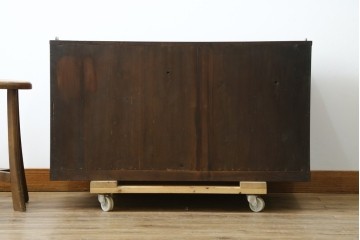 和製アンティーク　時代の流れを感じる風合いが魅力的な時代箪笥ローボード　(R-068344)