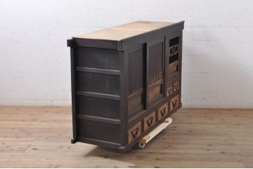 和製アンティーク　凛とした美しさが上品な和を演出してくれる4.5尺近江水屋箪笥サイドボード(四尺、五尺、食器棚、戸棚、収納棚、サイドキャビネット)(R-068360)